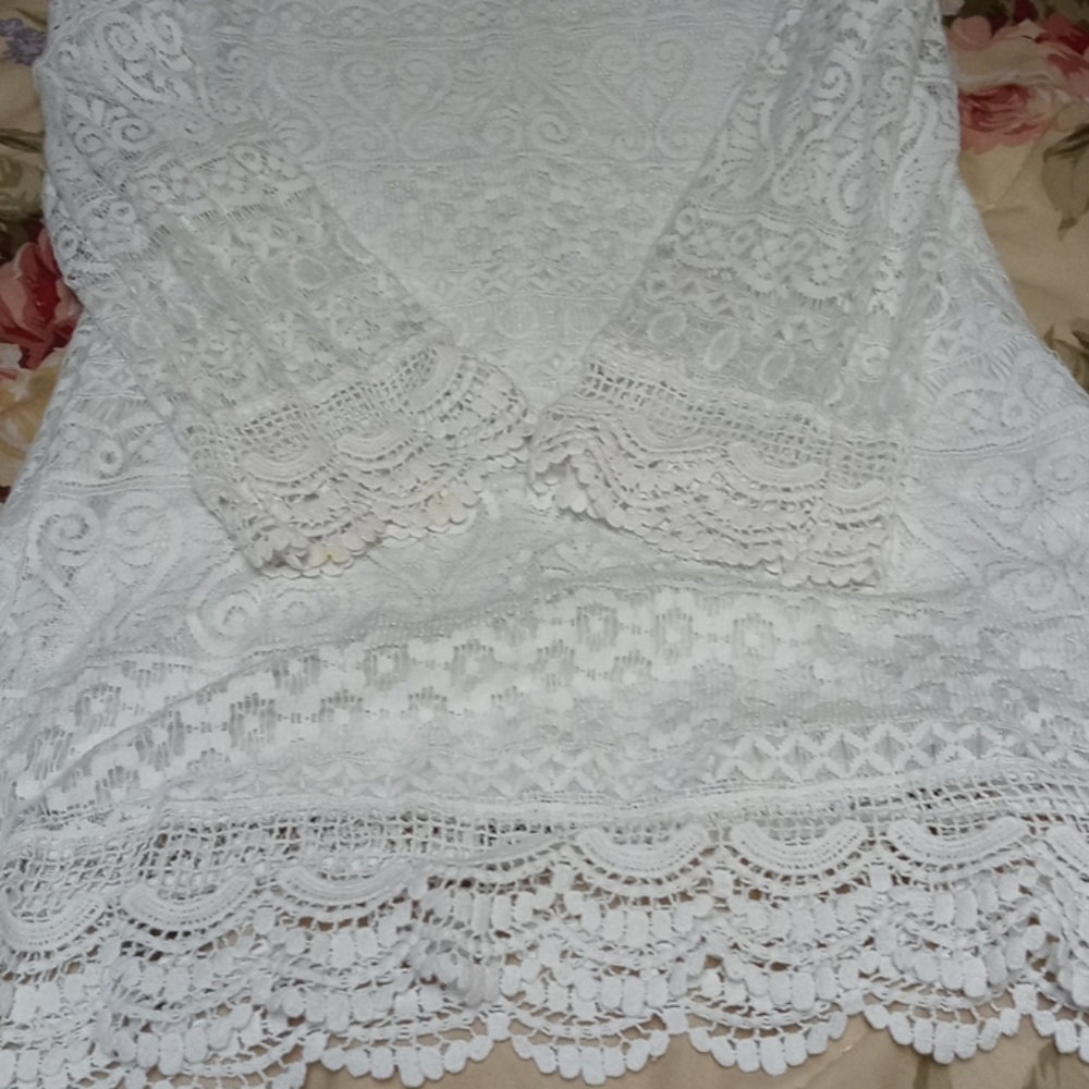Lace blouse - Picture 2 of 4